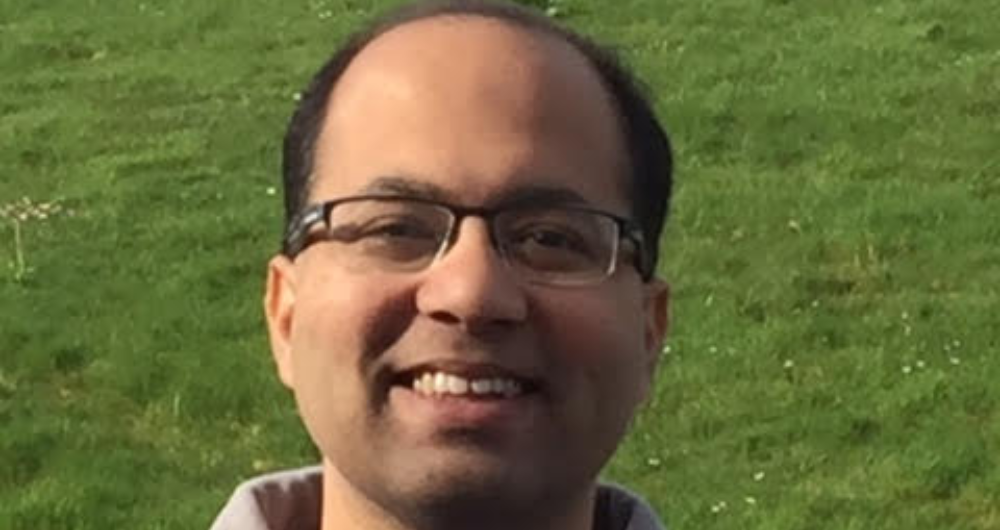 Deepak Mehta headshot